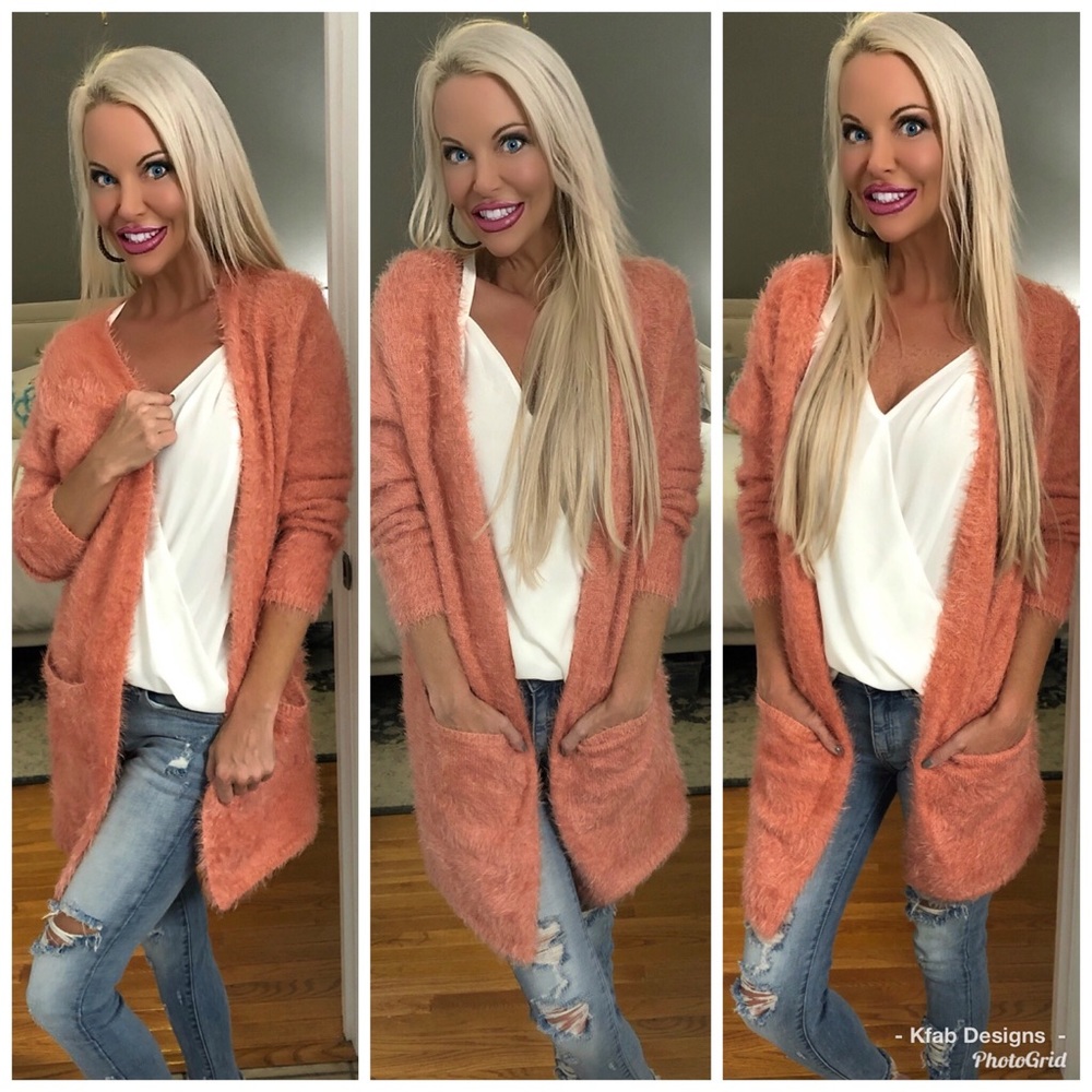 ❤️LAST! The Softest! Peach 🍑 Cardigan Sweater! - Picture 2 of 8